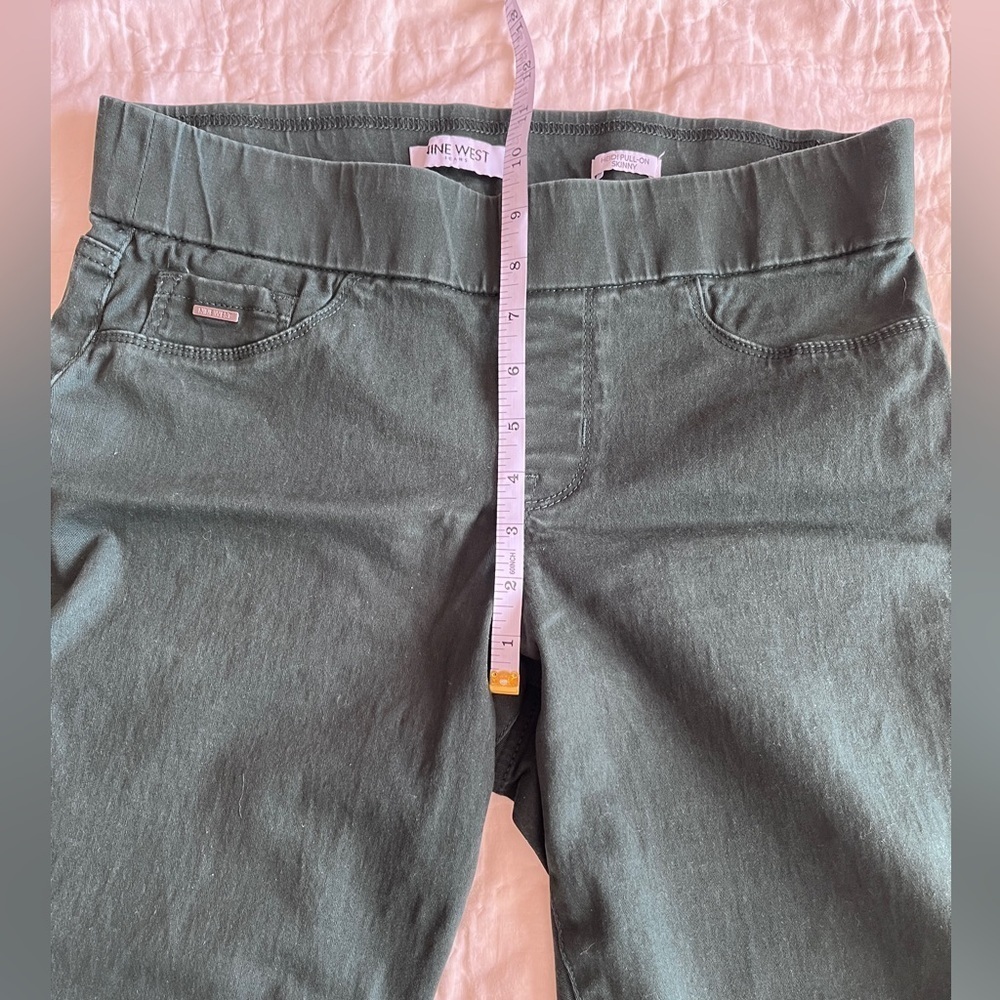 Nine West "Heidi" Pull-On Skinny Pants size 8 - Picture 7 of 8